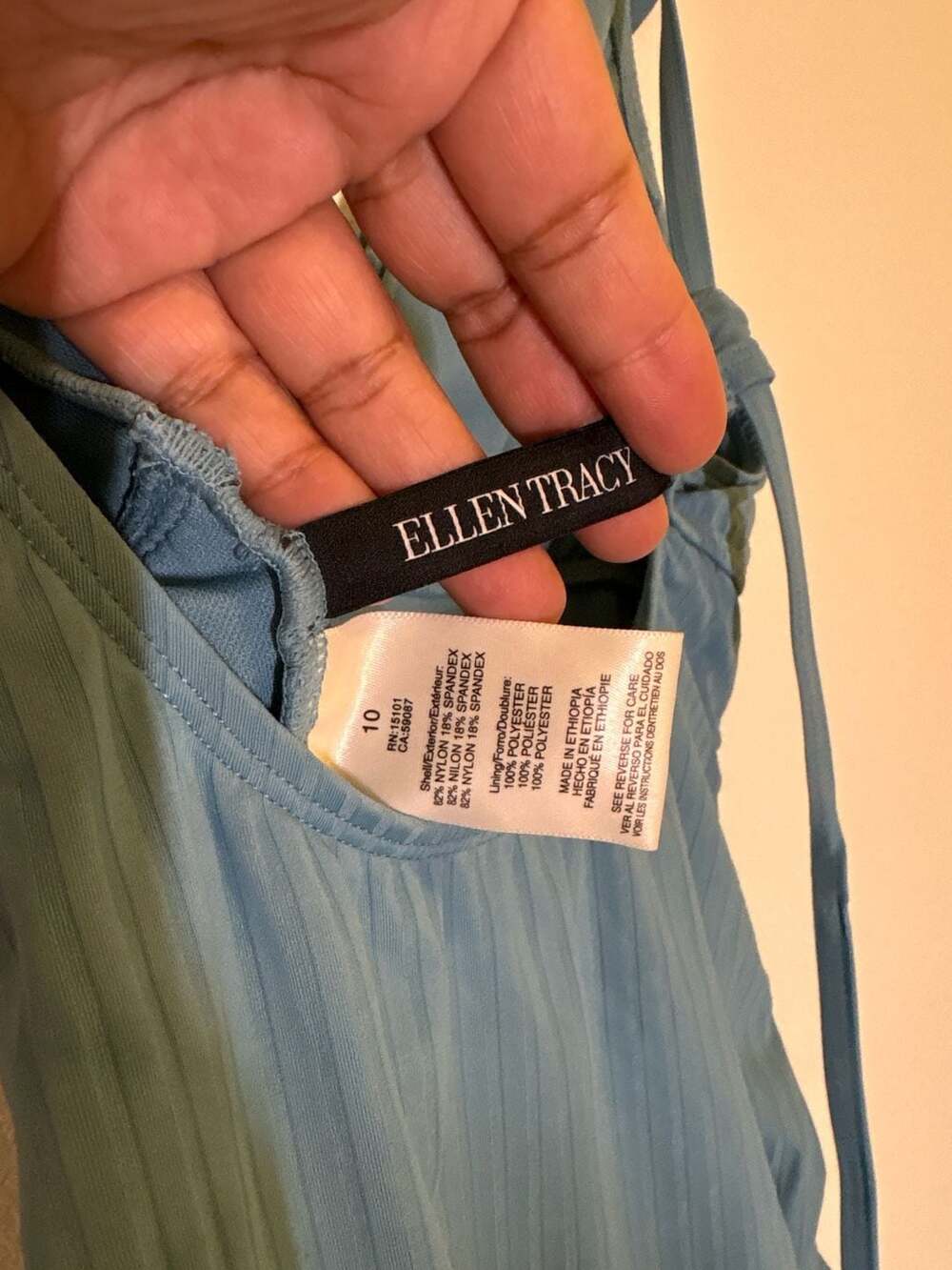 Ellen Tracy Ruffle V-Neck Ribbed One Piece Swimsuit Size 10 - Picture 6 of 7